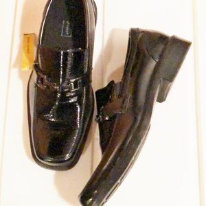 Shoes dress mens new size 9M black man made materials State Street slip on